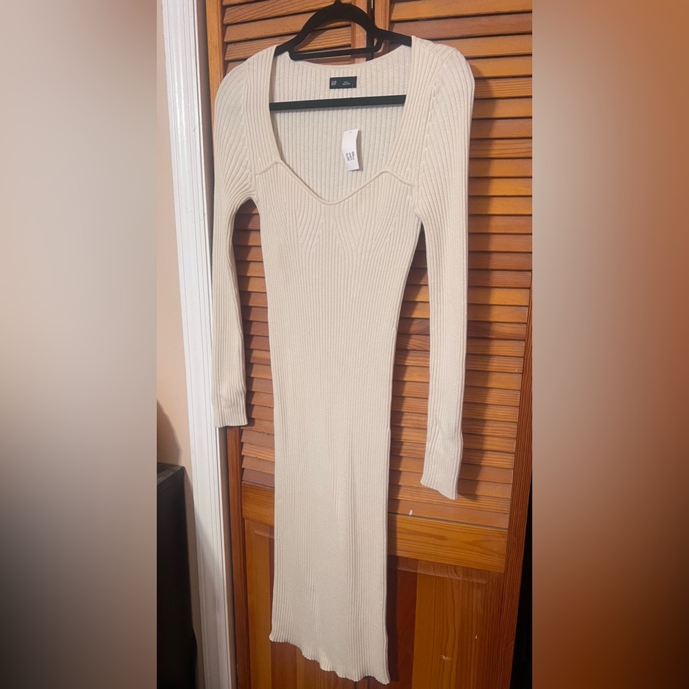 GAP Long Sleeve Ribbed Knit Maxi Dress in Cream